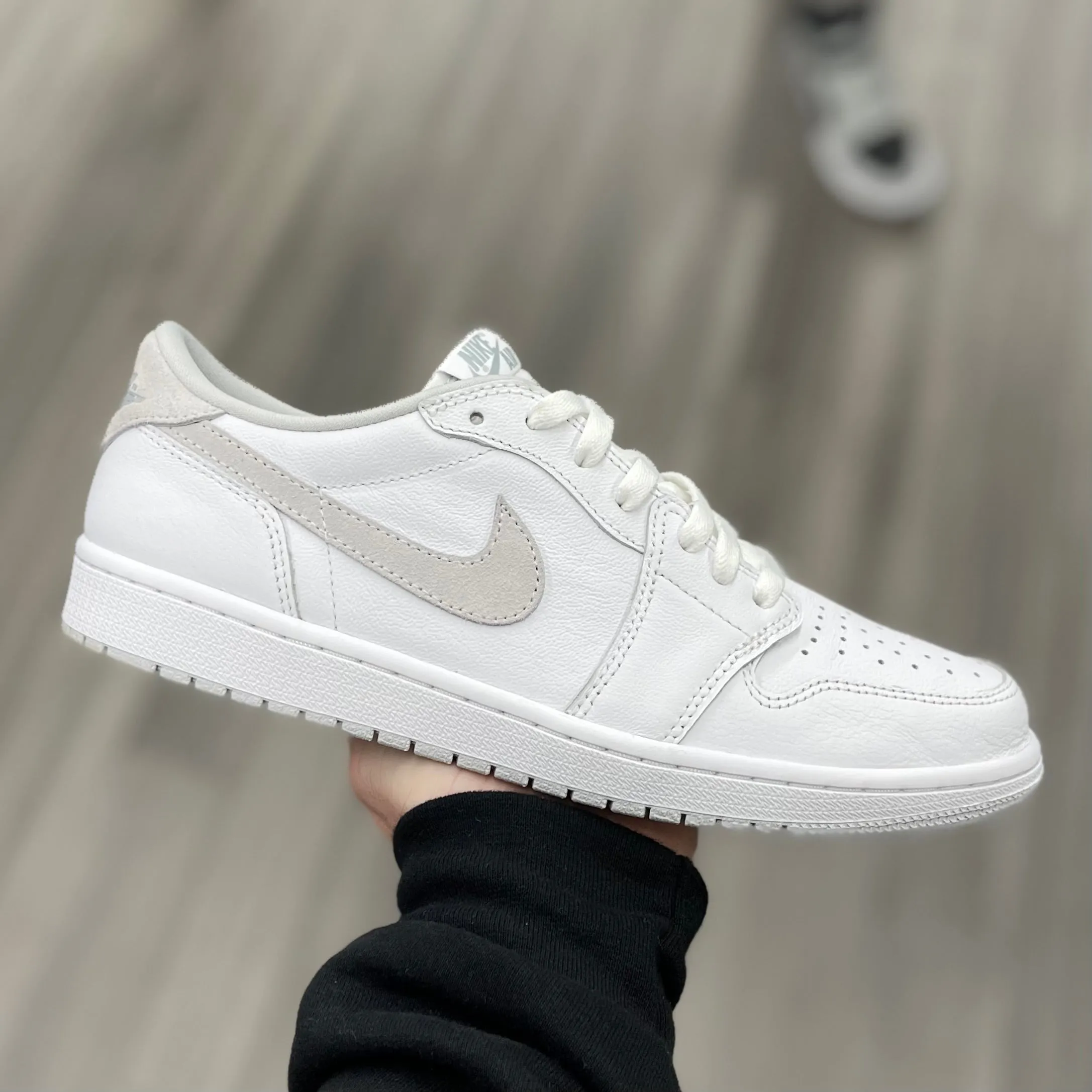 Air Jordan 1 Retro Low “Neutral Grey”