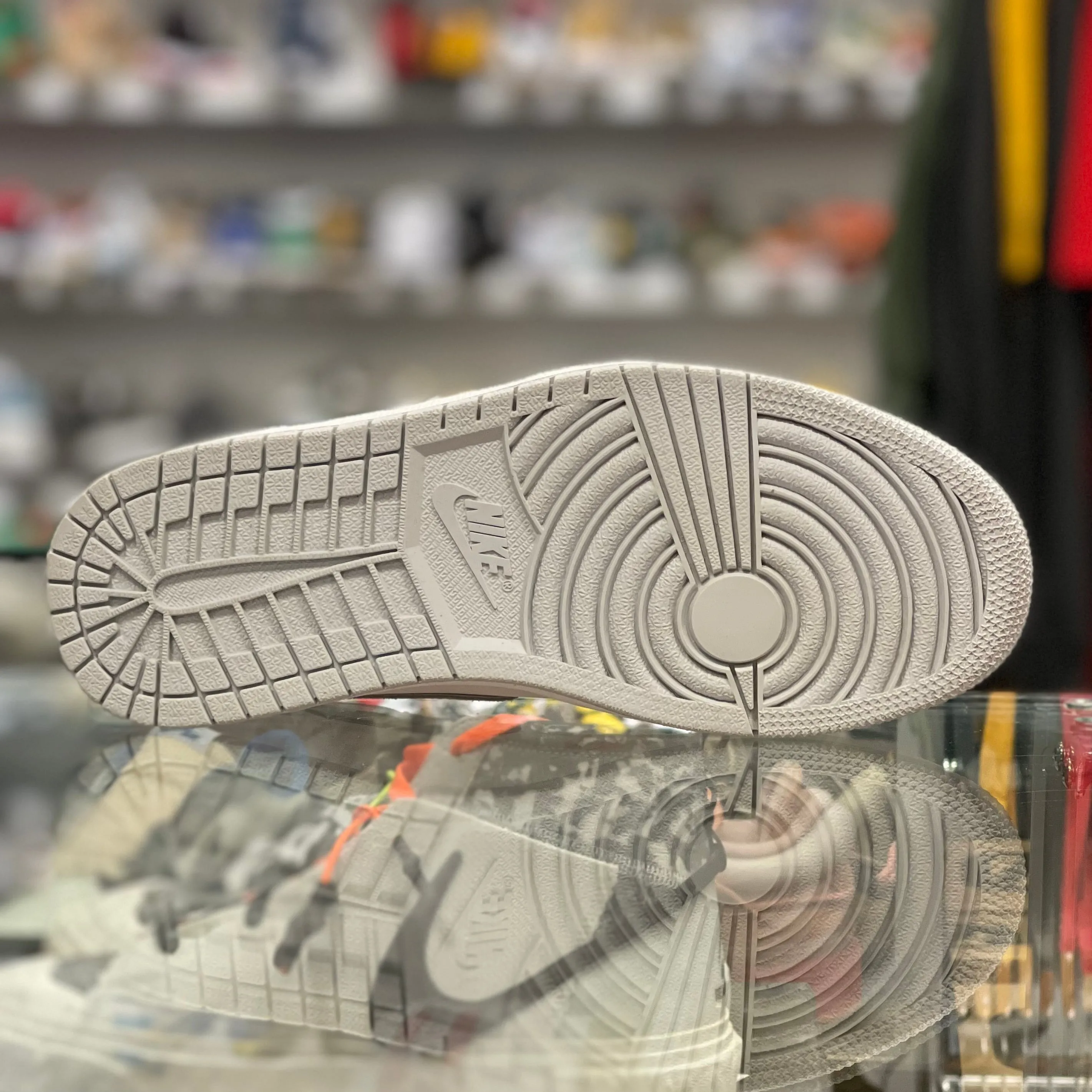 Air Jordan 1 Retro Low “Neutral Grey”