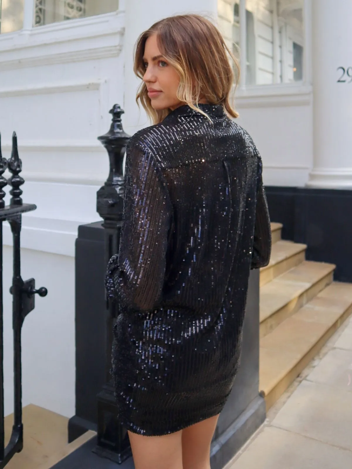 Ali Mini Sequin Skirt / Black