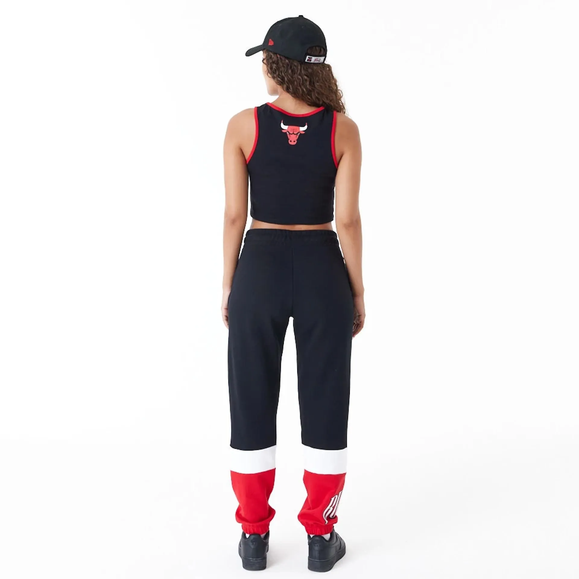 Chicago Bulls Womens Womens NBA Team Wordmark Black Crop Tank Top