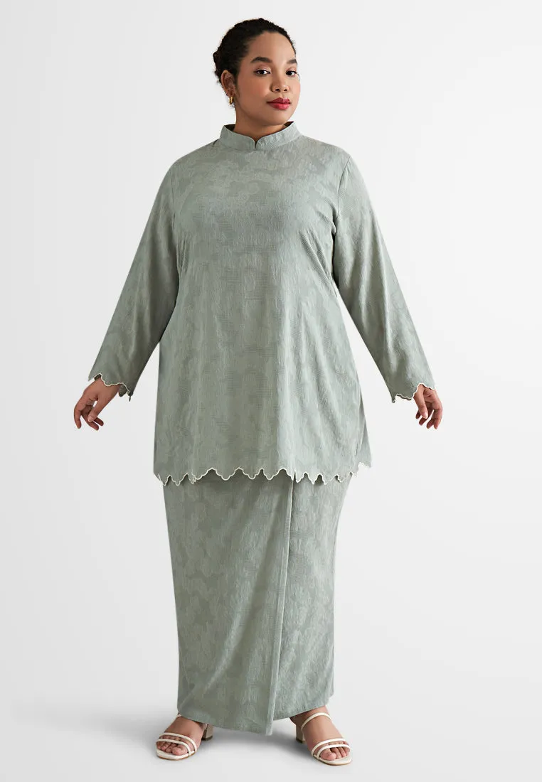 Elmiya Oriental Pre-Raya Embroidery Kurung Set