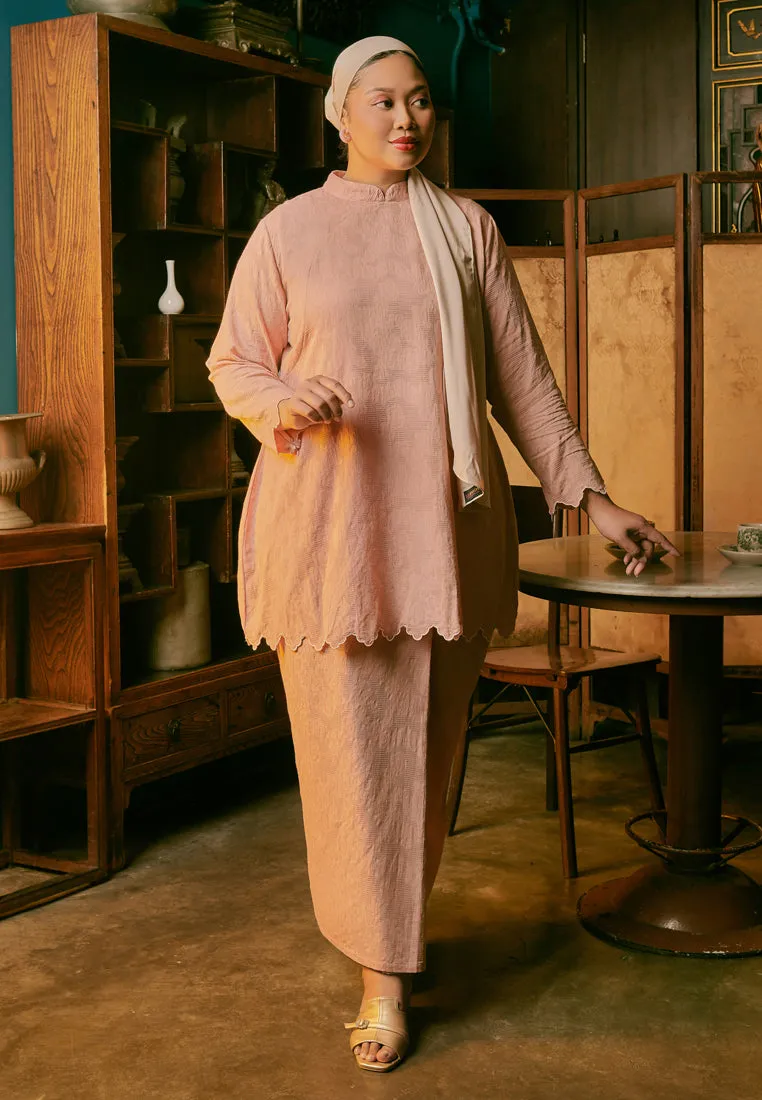Elmiya Oriental Pre-Raya Embroidery Kurung Set