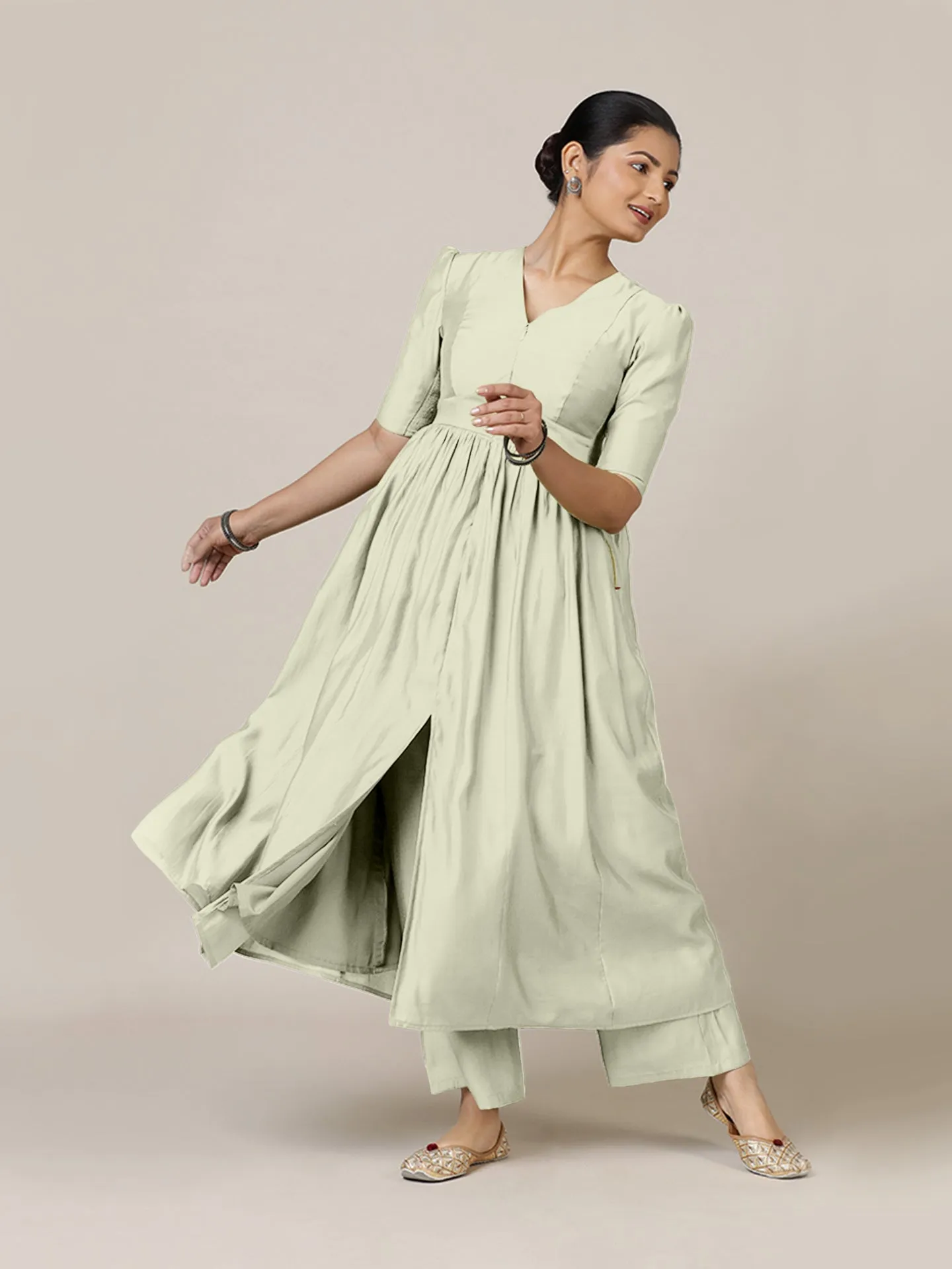 Faiza x Rozaana | A Line Kurta in Ivory with Thread Work | Coords or Only Kurta