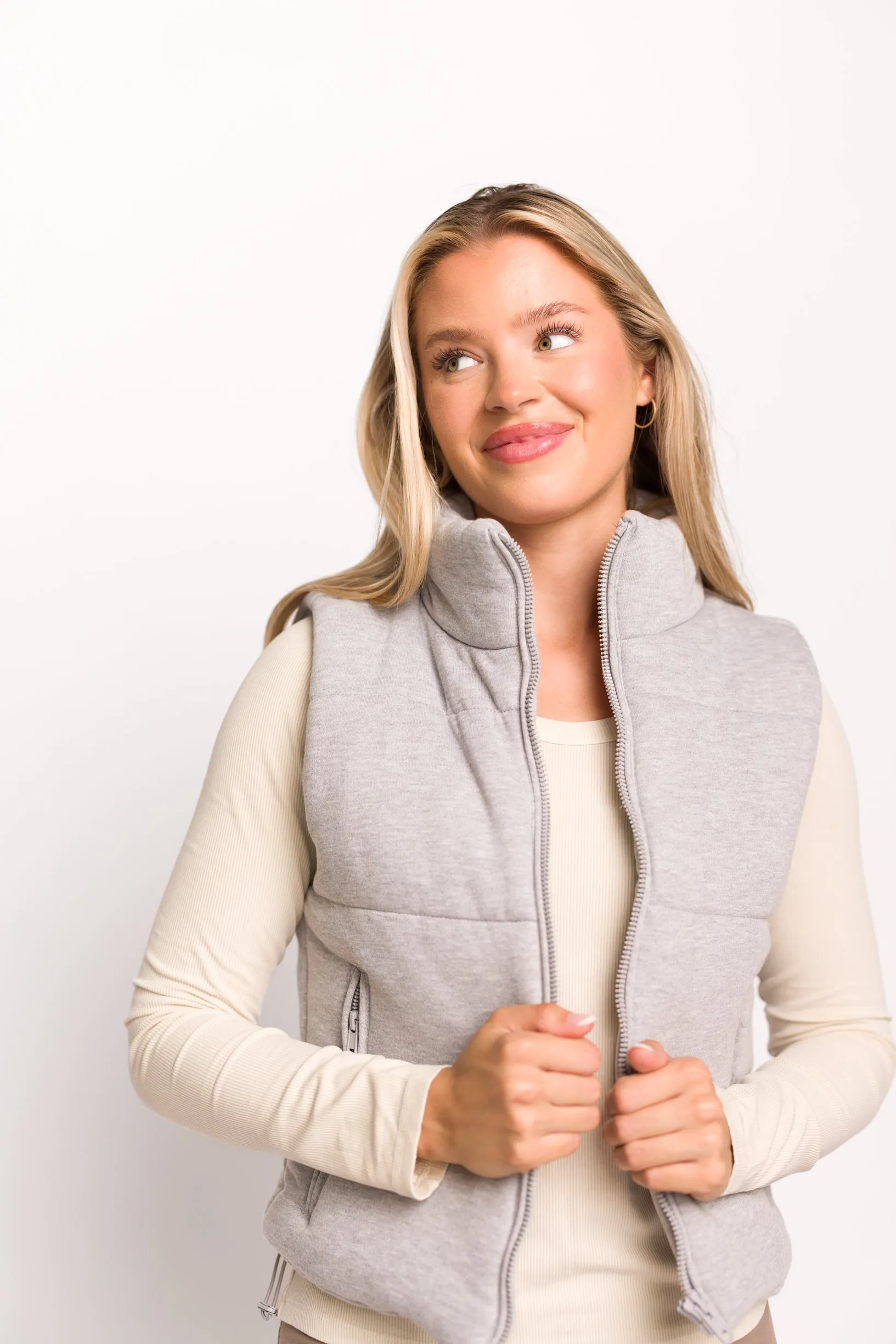 Greer Puffer Vest with Zipper in Heather Grey