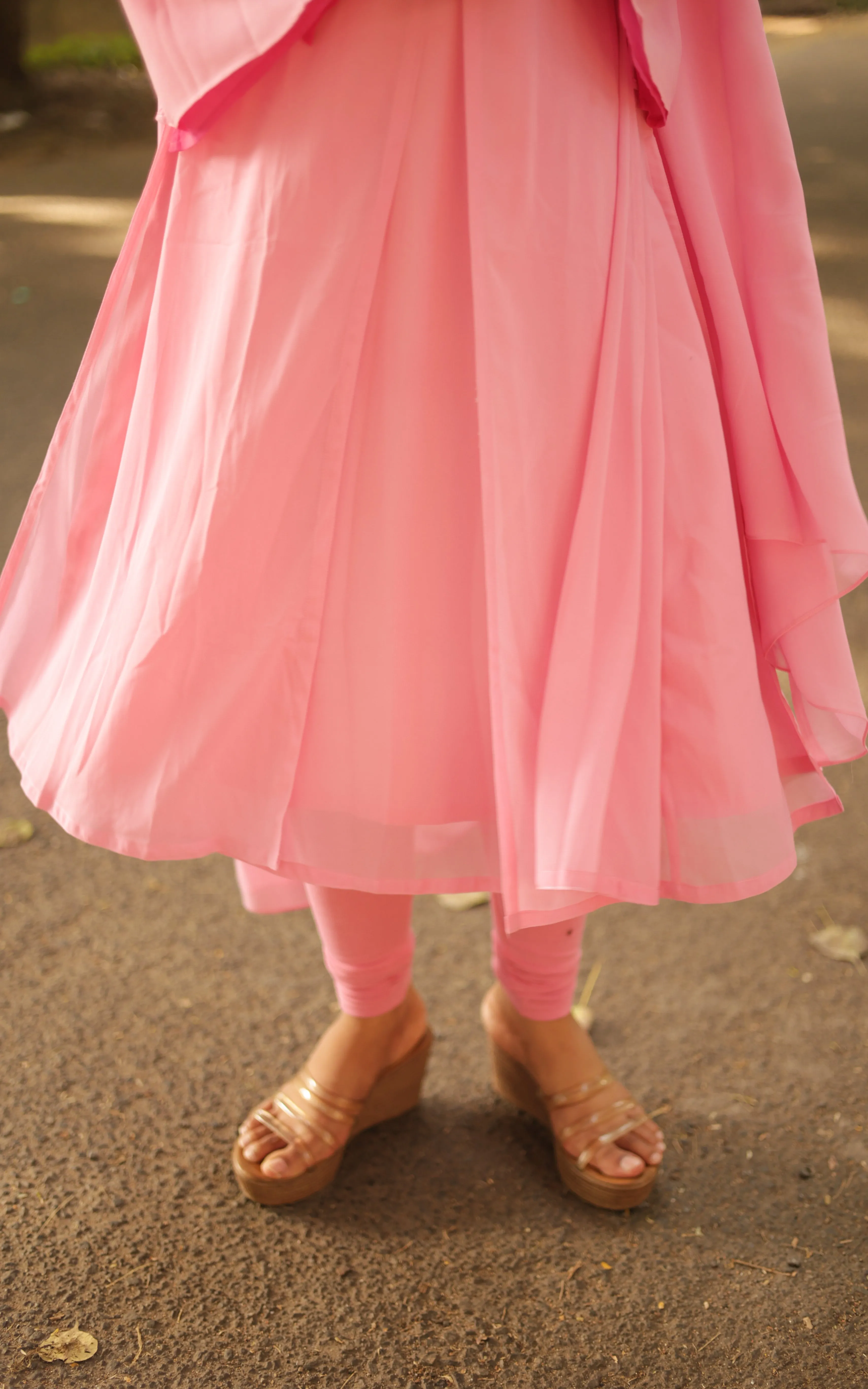 Munbe Vaa Pink (Kurti Dupatta) (DELIVERY TIME: 20-30 DAYS) Kindly Check The Product Description.