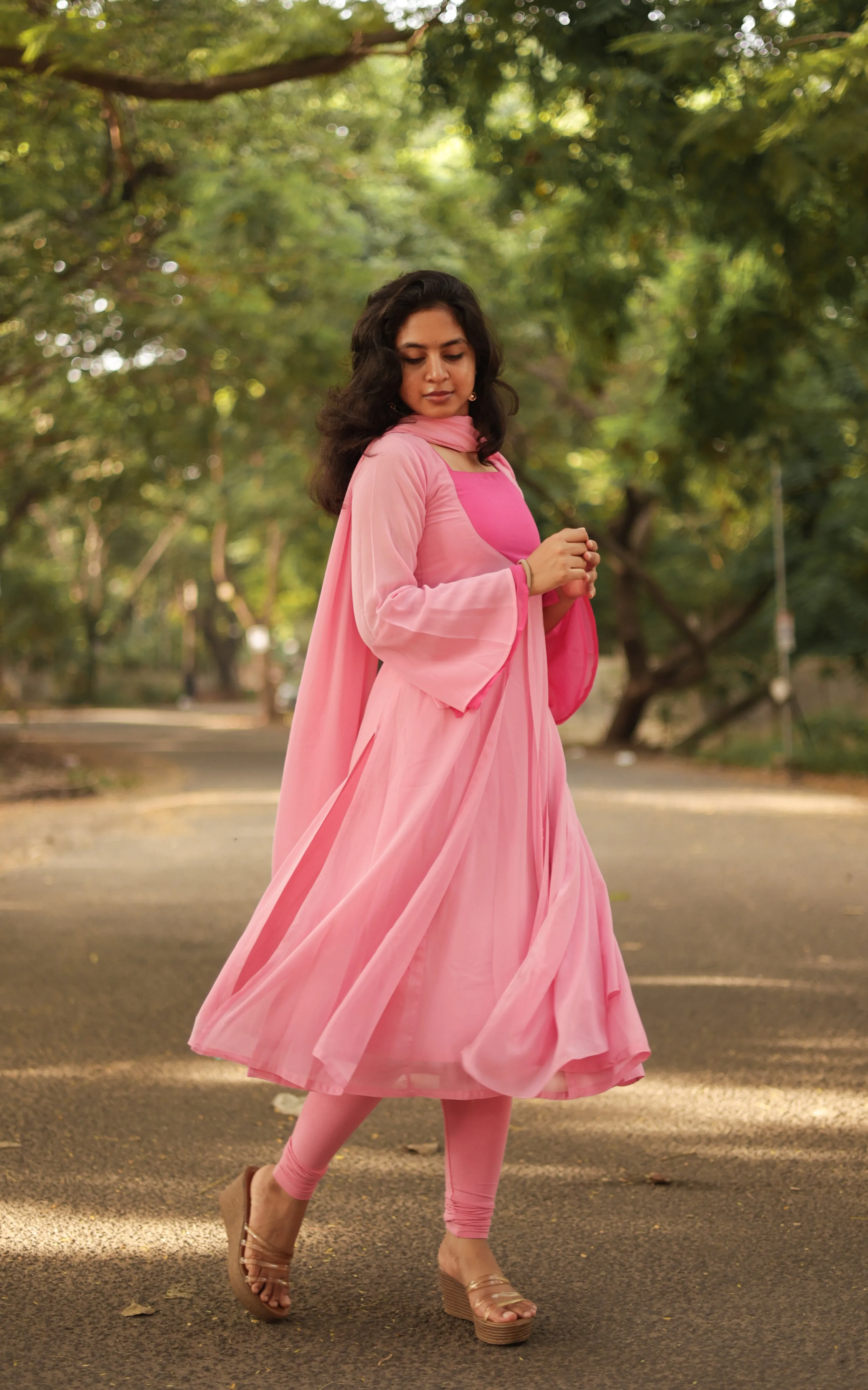 Munbe Vaa Pink (Kurti Dupatta) (DELIVERY TIME: 20-30 DAYS) Kindly Check The Product Description.