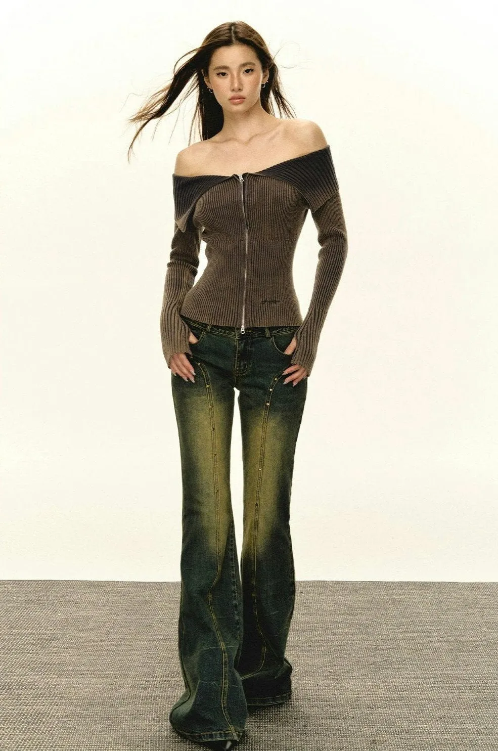 Off-Shoulder Ribbed Gradient Knit Zip-up Sweater