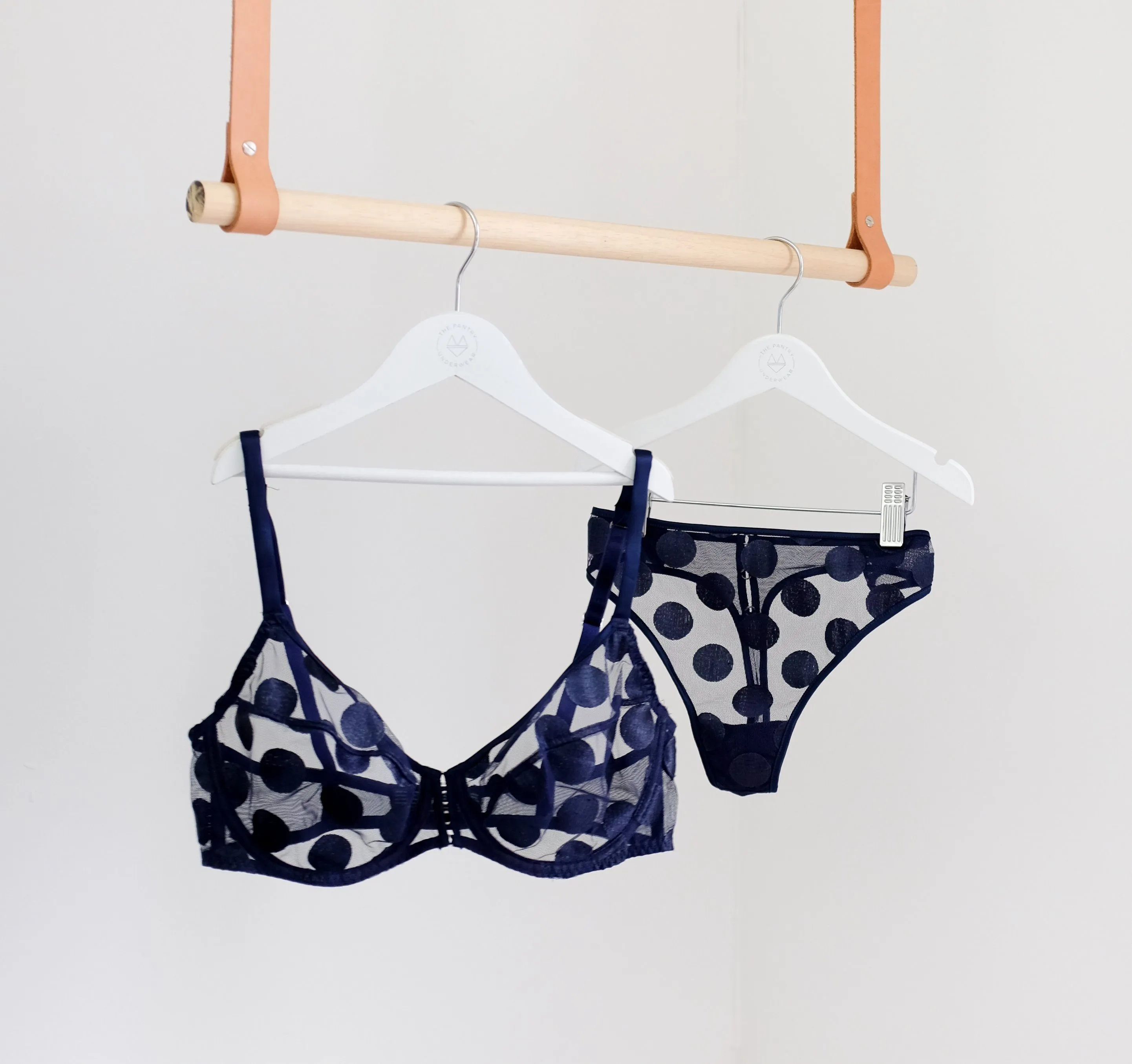Spot detail thong [Midnight]
